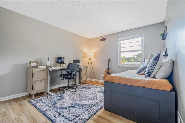 120 Shannon Drive gallery image 6