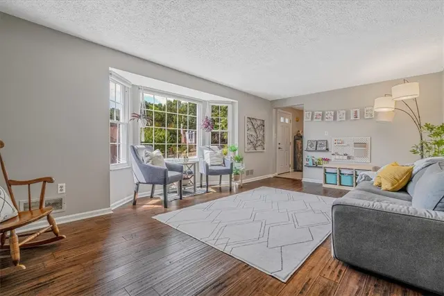 120 Shannon Drive gallery image 32
