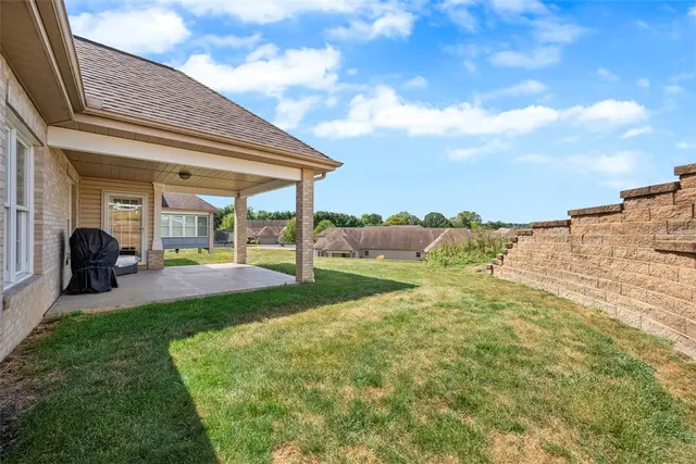 120 Walker Lane gallery image 9