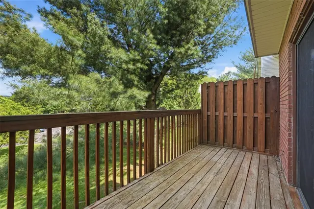 120 Woodhaven Dr gallery image 34