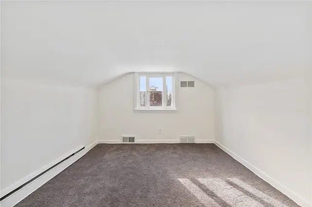 1200 Burchfield Rd gallery image 8