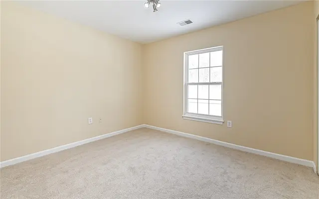 1201 Lenox Oval gallery image 23