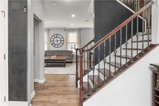 1203 Pointe View Drive gallery image 44