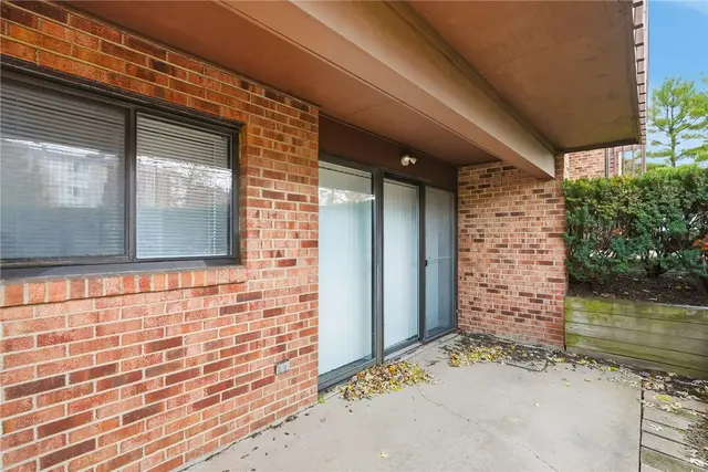 1204 Dutilh Rd 1 gallery image 22