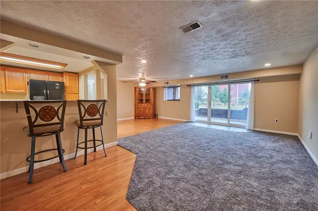 1205 Dutilh 4 gallery image 8