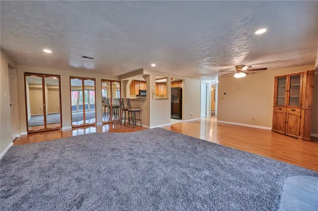 1205 Dutilh 4 gallery image 10