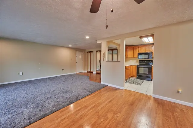 1205 Dutilh 4 gallery image 11
