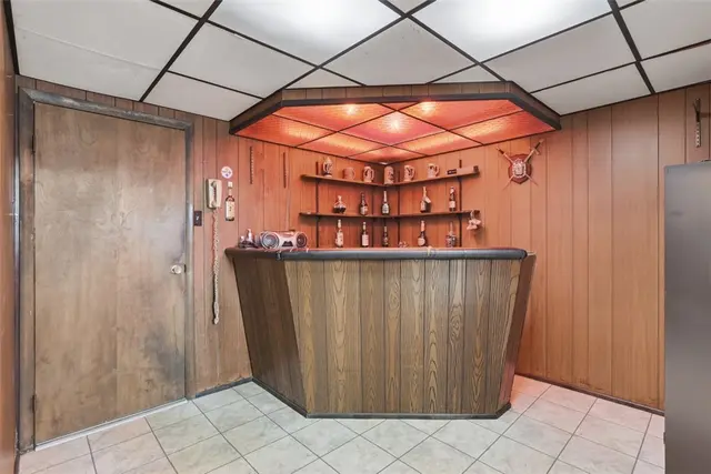 1207 Zeno Lane gallery image 11