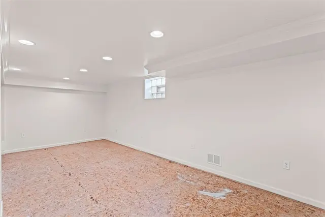 1209 Bingay Dr gallery image 13