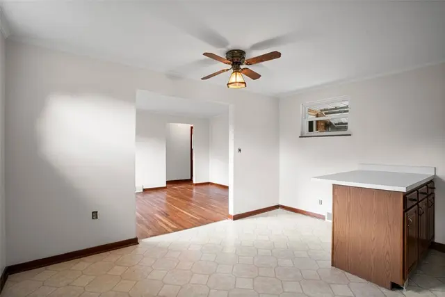 1209 Bingay Dr gallery image 14