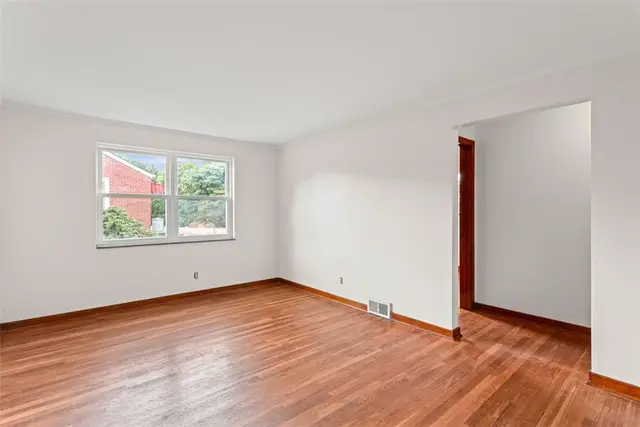 1209 Bingay Dr gallery image 22