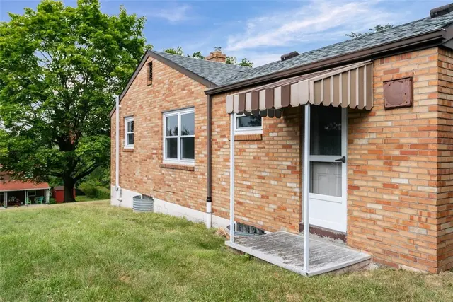 1209 Bingay Dr gallery image 29