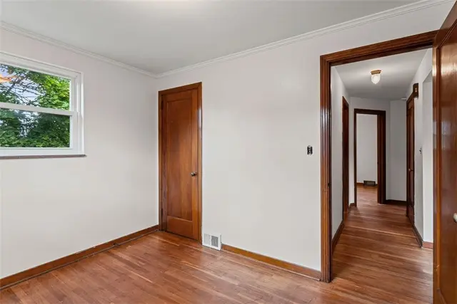 1209 Bingay Dr gallery image 35