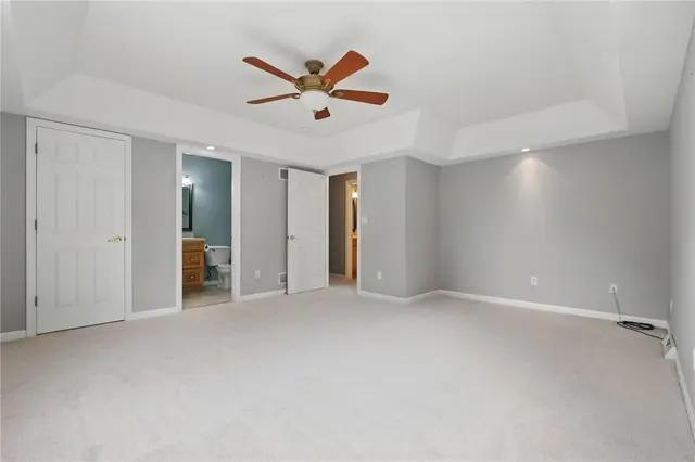 121 Ashley Hill Drive gallery image 2