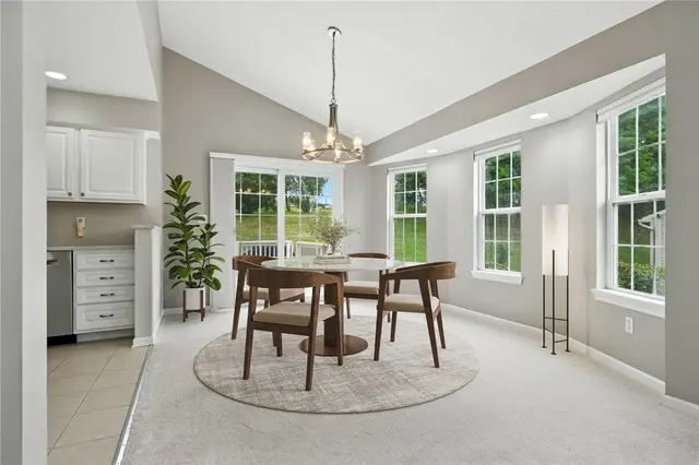 121 Ashley Hill Drive gallery image 8
