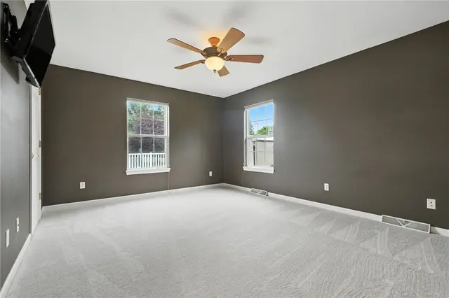 121 Ashley Hill Drive gallery image 11