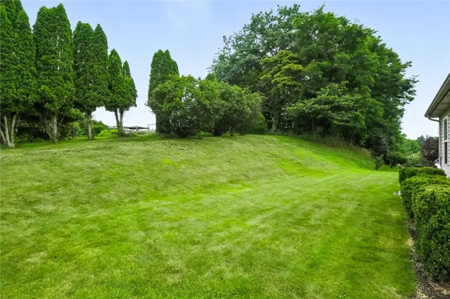 121 Ashley Hill Drive gallery image 26