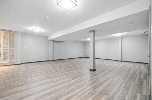 121 Ashley Hill Drive gallery image 32