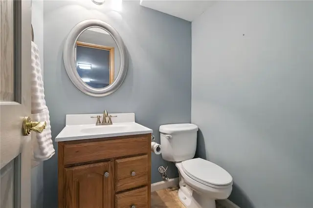 121 Ashley Hill Drive gallery image 34