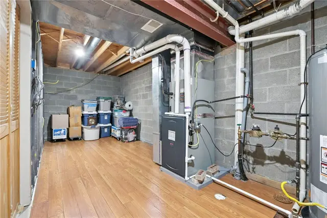 121 Ashley Hill Drive gallery image 37