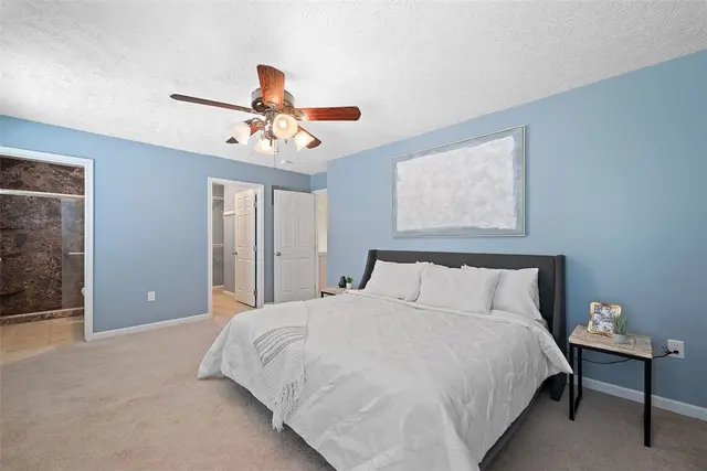 121 Bellefield Ct gallery image 13