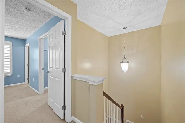 121 Bellefield Ct gallery image 22