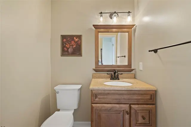 121 Bellefield Ct gallery image 23