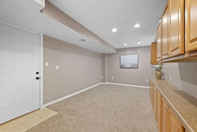 121 Bellefield Ct gallery image 26