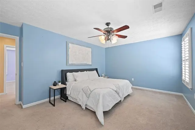 121 Bellefield Ct gallery image 27
