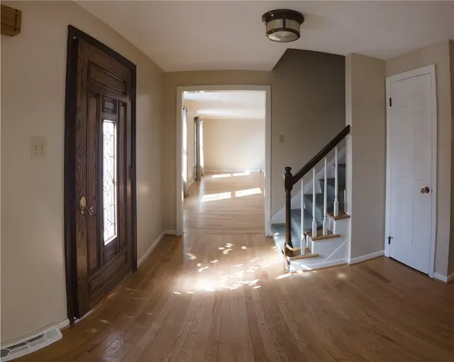 121 Berwyn Rd gallery image 13
