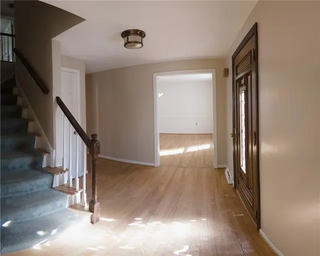 121 Berwyn Rd gallery image 20