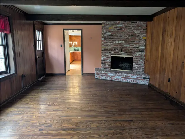 121 Berwyn Rd gallery image 24