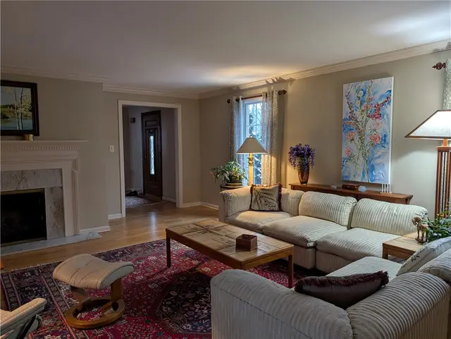 121 Berwyn Rd gallery image 26
