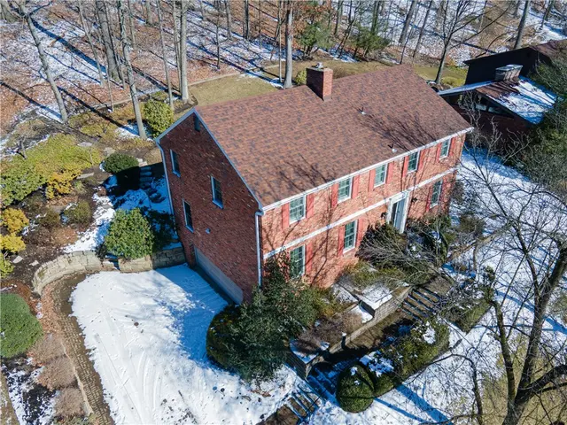 121 Berwyn Rd gallery image 28