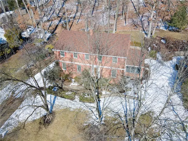 121 Berwyn Rd gallery image 29