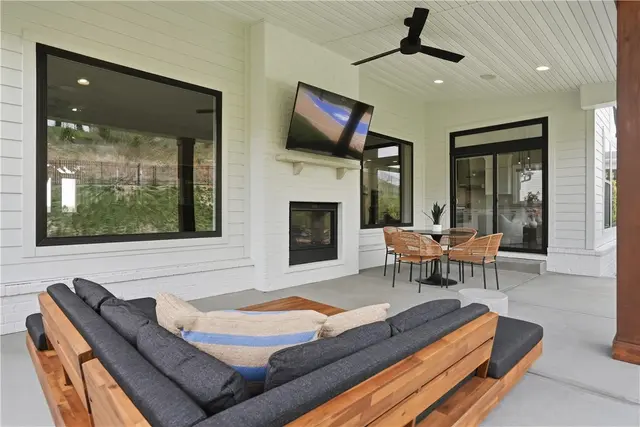 121 Birch Dr gallery image 39