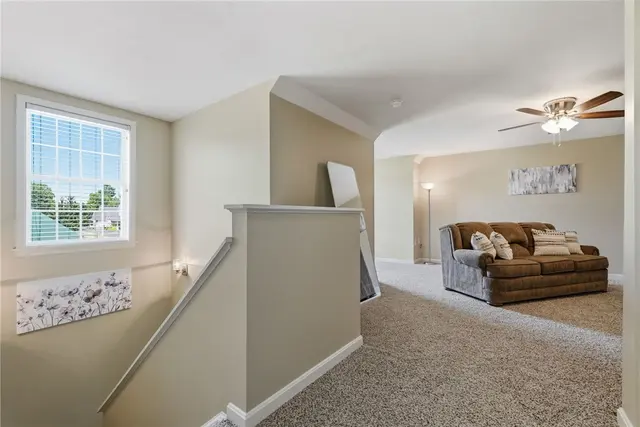 121 Canter Ln gallery image 3