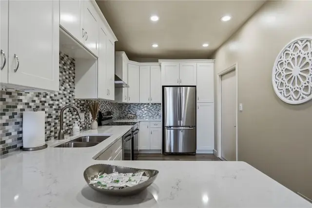 121 Canter Ln gallery image 37