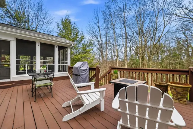 121 Drake Drive gallery image 32