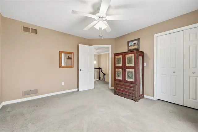 121 Drake Drive gallery image 40