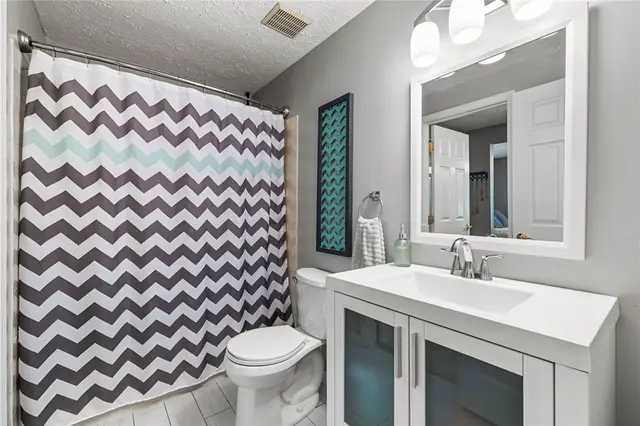 121 Forest Dr gallery image 31
