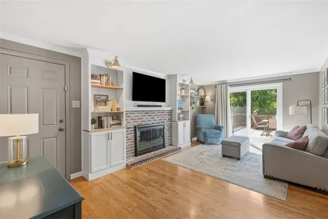 121 Point Vue Drive gallery image 45