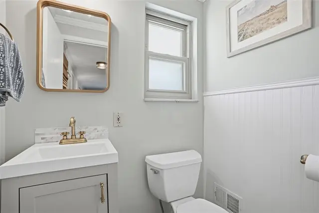 121 Point Vue Drive gallery image 49