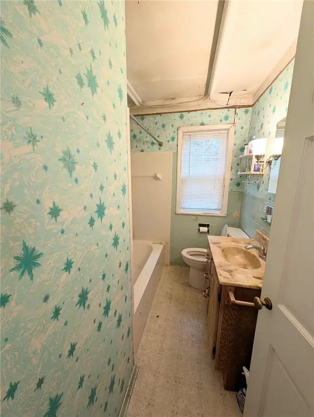 121 Richmond Cir gallery image 4