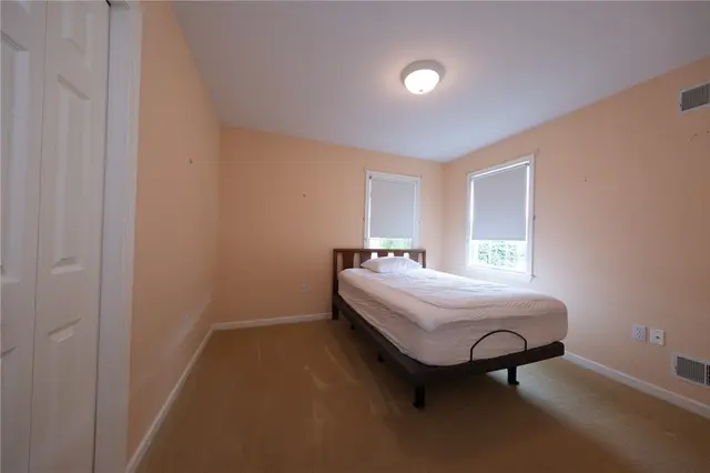 121 STEEPLECHASE CIRCLE gallery image 8