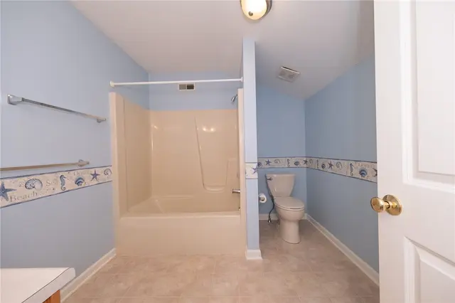 121 STEEPLECHASE CIRCLE gallery image 19