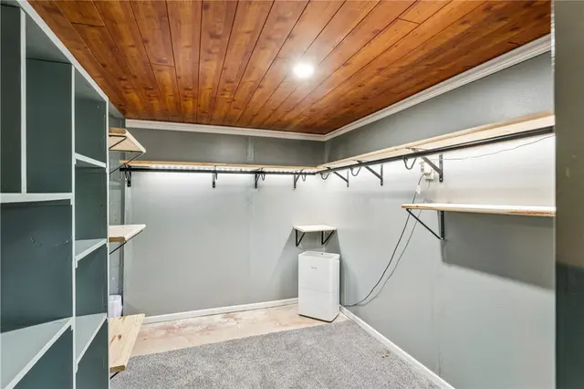 121 Valley Road gallery image 11