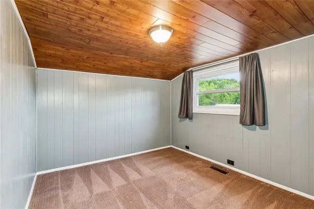121 Valley Road gallery image 19