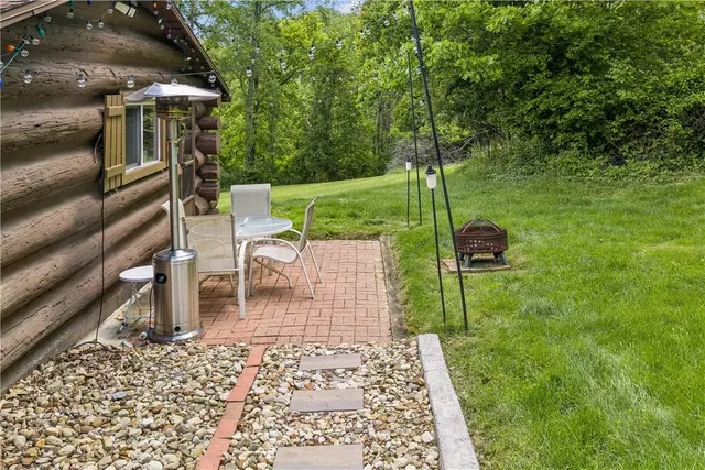 121 Valley Road gallery image 24