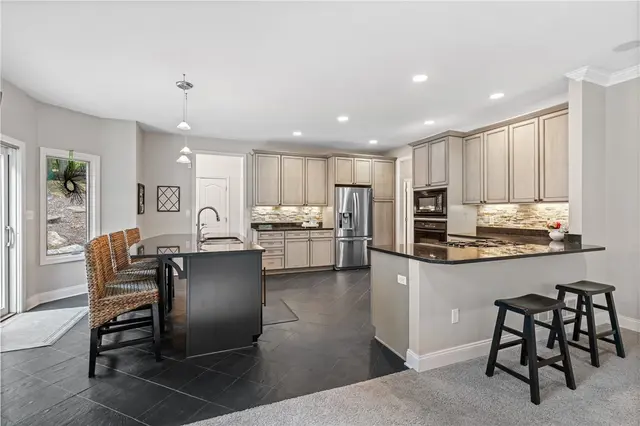 1210 Joseph Ct gallery image 6